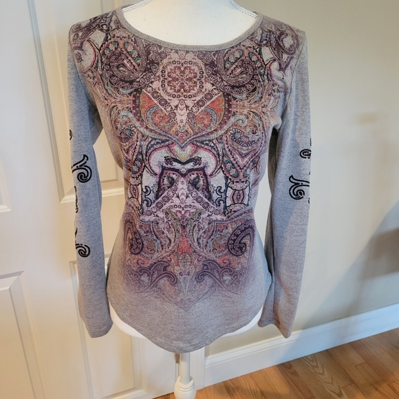 One World Live and Let Live Top - Picture 8 of 10